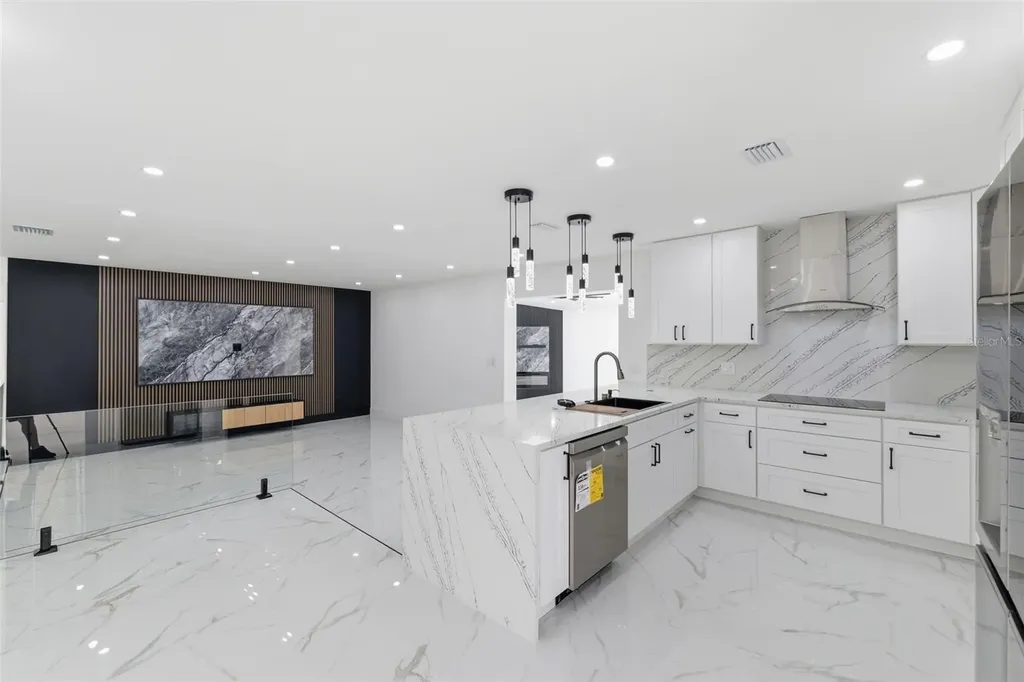 22368 Southshore Drive Land O Lakes FL 34639