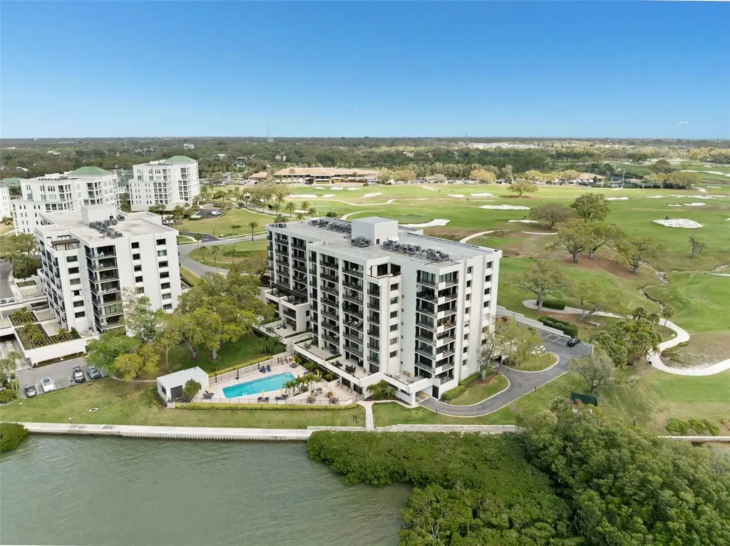 4 Belleview Boulevard Belleair FL 33756