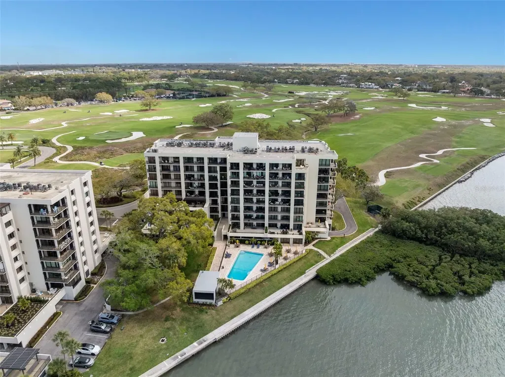 4 Belleview Boulevard Belleair FL 33756