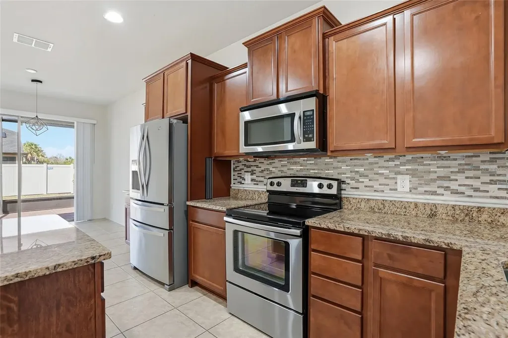 1724 Passage Key Lane Ruskin FL 33570