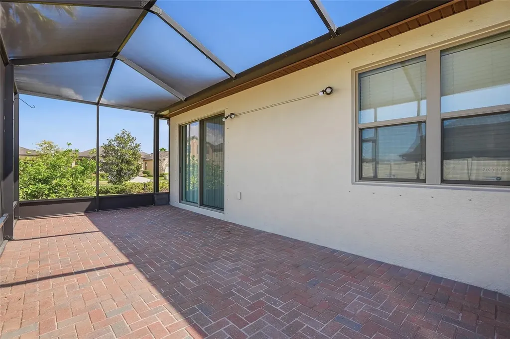 1724 Passage Key Lane Ruskin FL 33570