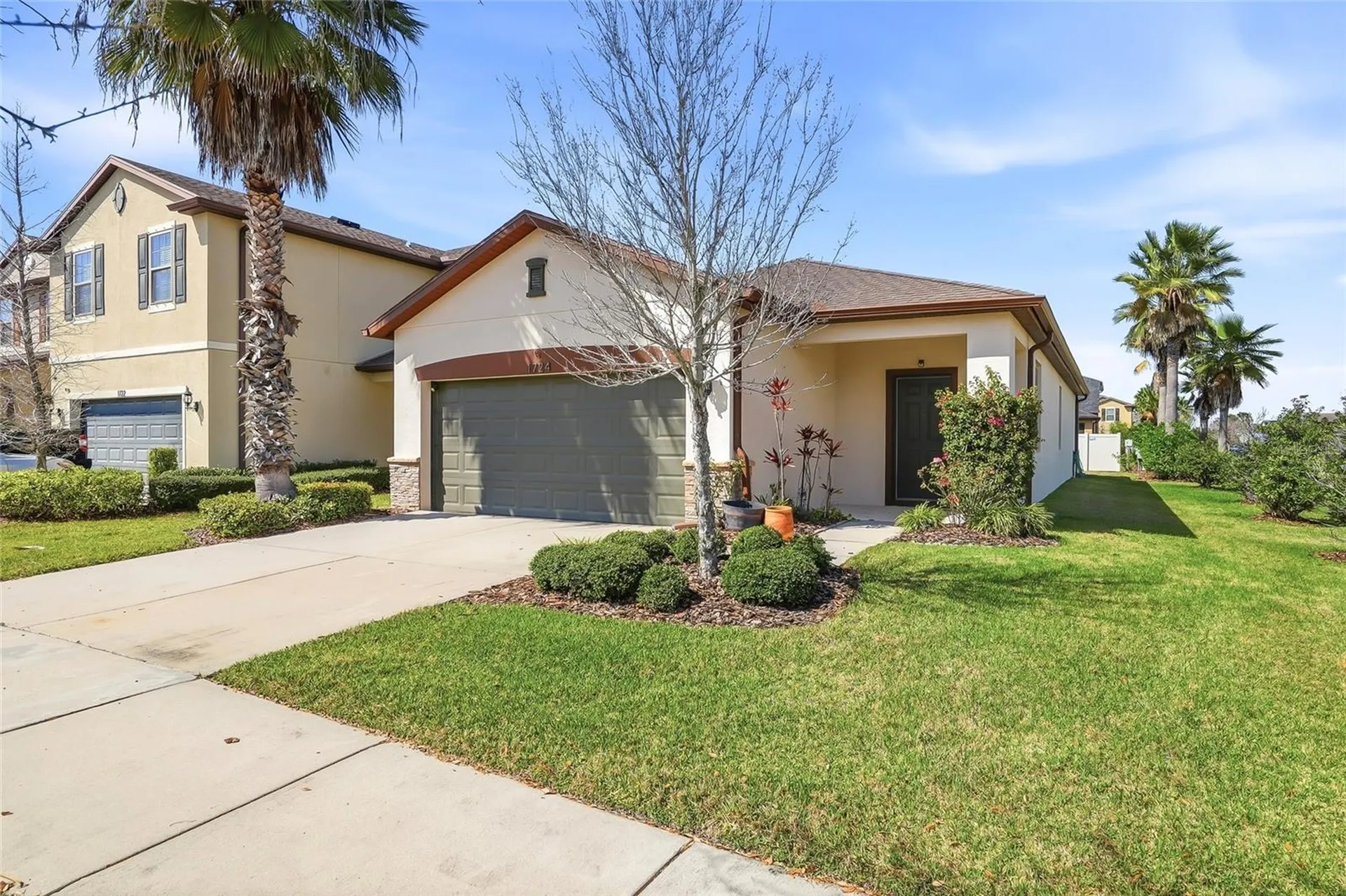 1724 Passage Key Lane Ruskin FL 33570
