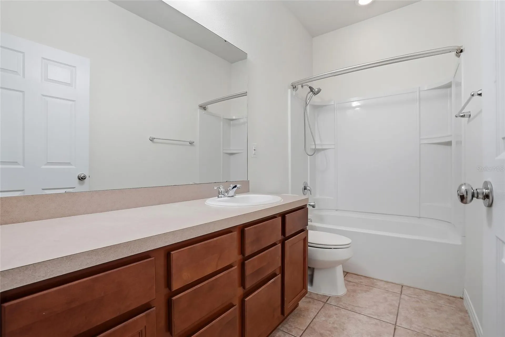 1724 Passage Key Lane Ruskin FL 33570