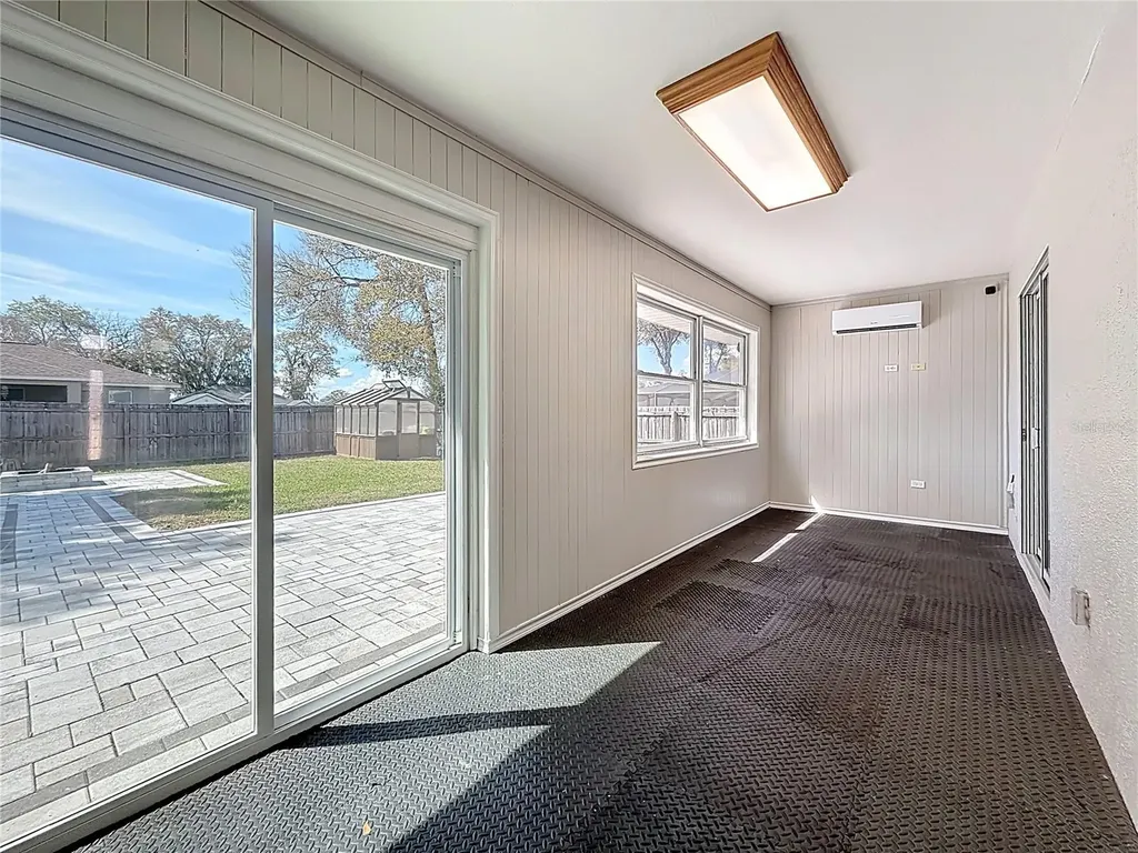 10120 SE 68th Court Belleview FL 34420