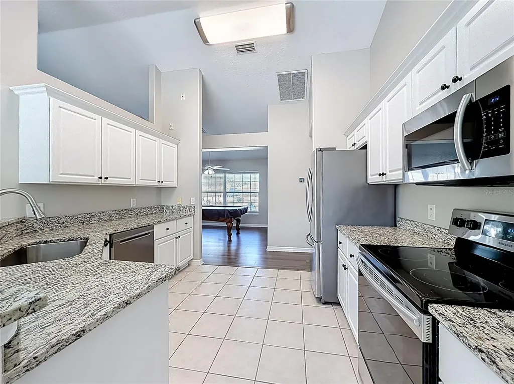 10120 SE 68th Court Belleview FL 34420