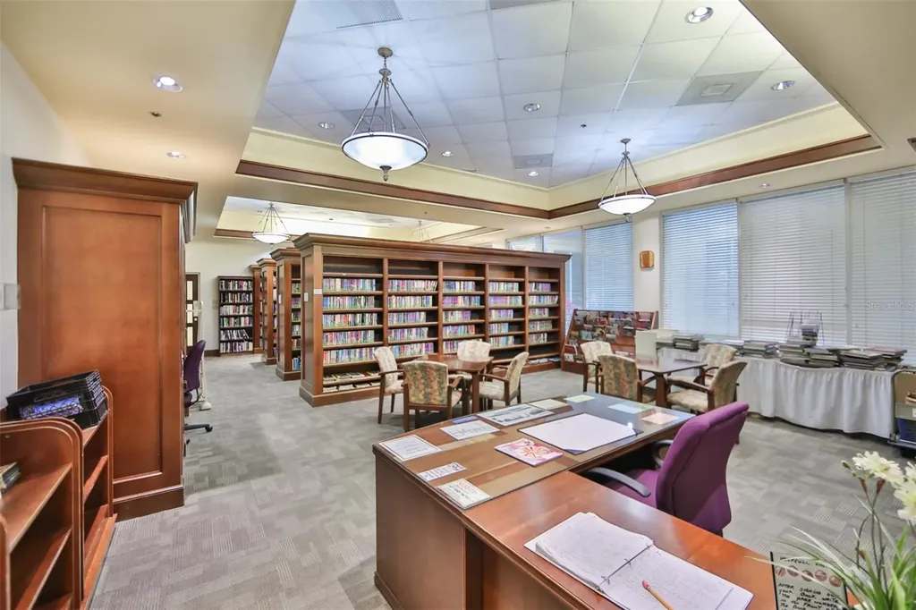 2020 Hullhouse Drive Sun City Center FL 33573