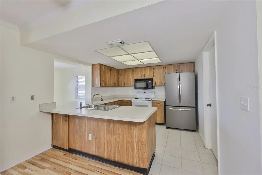 2020 Hullhouse Drive Sun City Center FL 33573