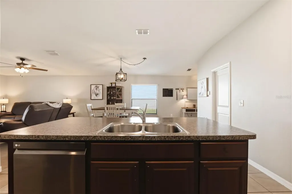 6637 Wagon Trail Street Zephyrhills FL 33541
