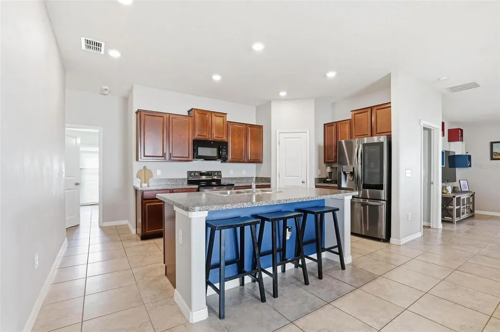 6637 Wagon Trail Street Zephyrhills FL 33541
