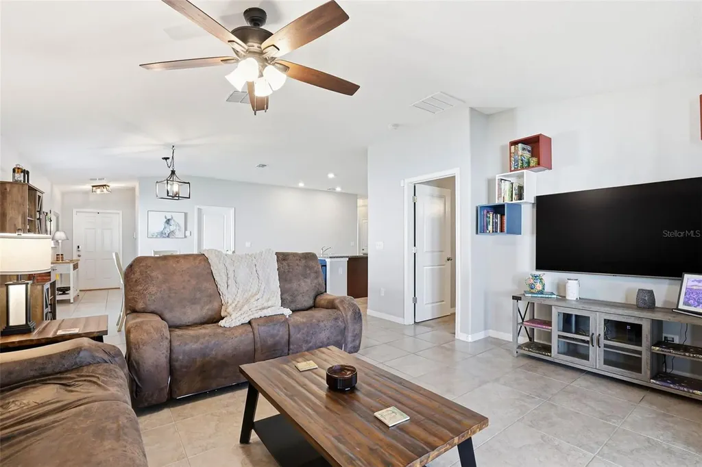 6637 Wagon Trail Street Zephyrhills FL 33541