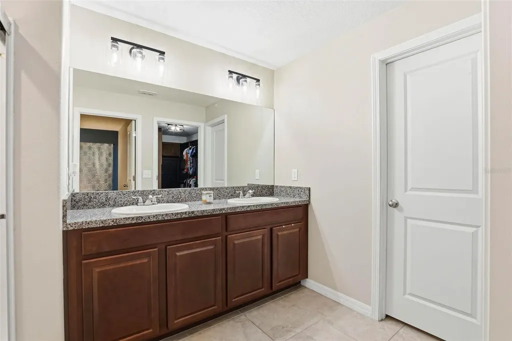 6637 Wagon Trail Street Zephyrhills FL 33541