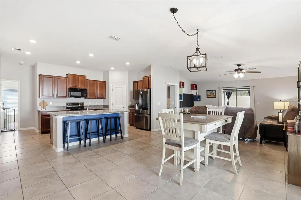 6637 Wagon Trail Street Zephyrhills FL 33541