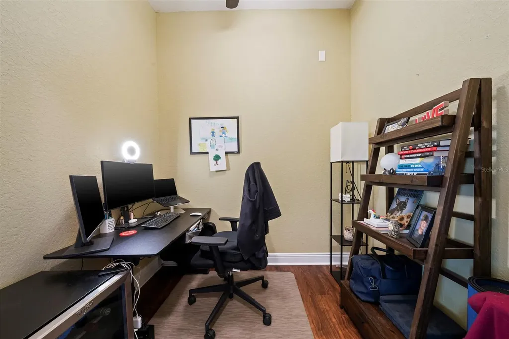 204 Bengal Circle Oldsmar FL 34677