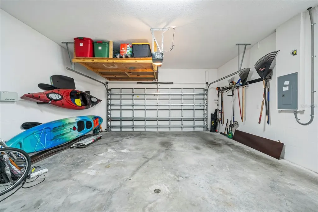 204 Bengal Circle Oldsmar FL 34677