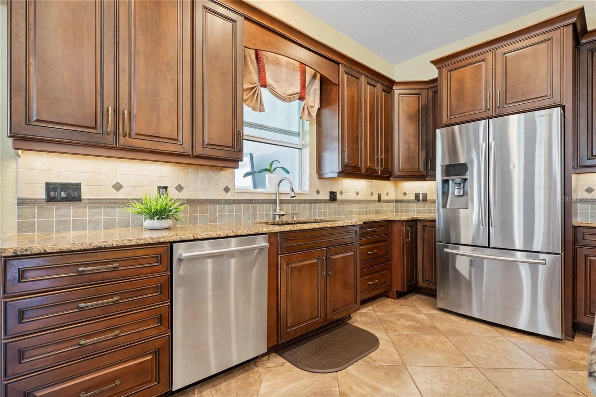 204 Bengal Circle Oldsmar FL 34677