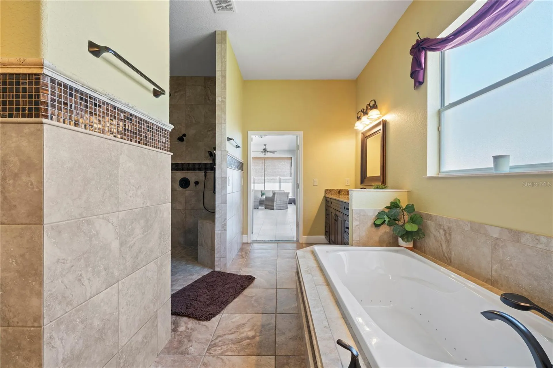 204 Bengal Circle Oldsmar FL 34677