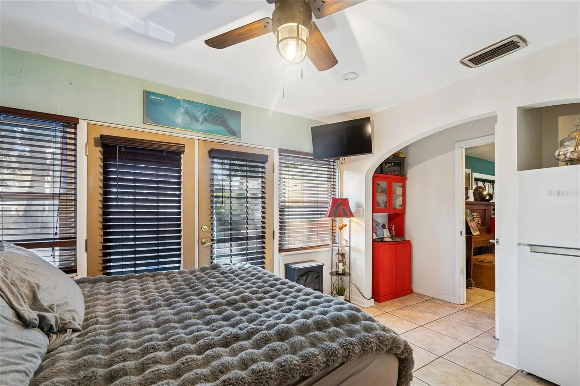 2120 Coronada Way S St Petersburg FL 33712