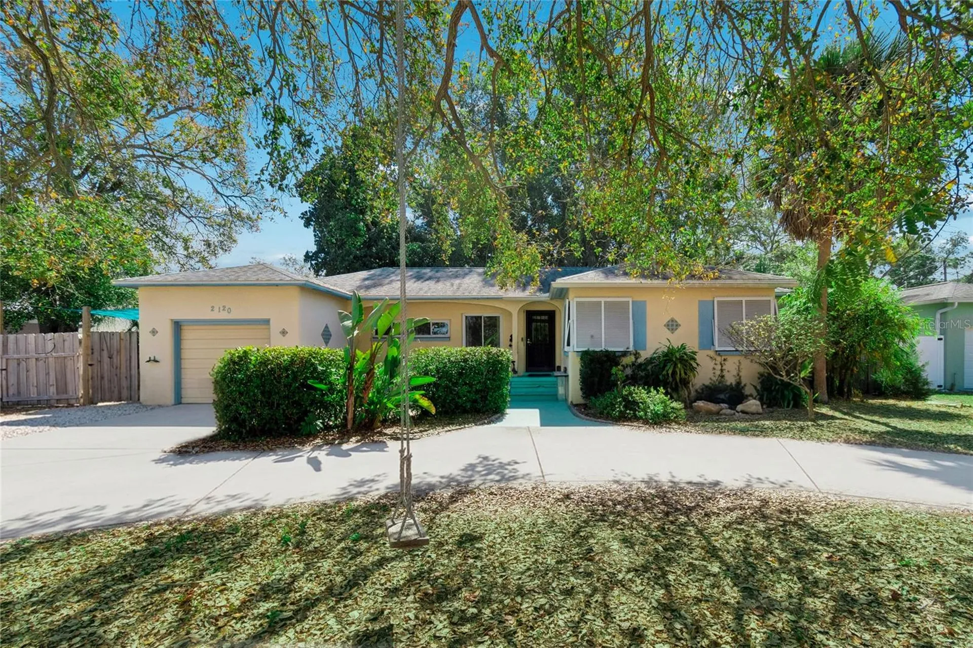 2120 Coronada Way S St Petersburg FL 33712
