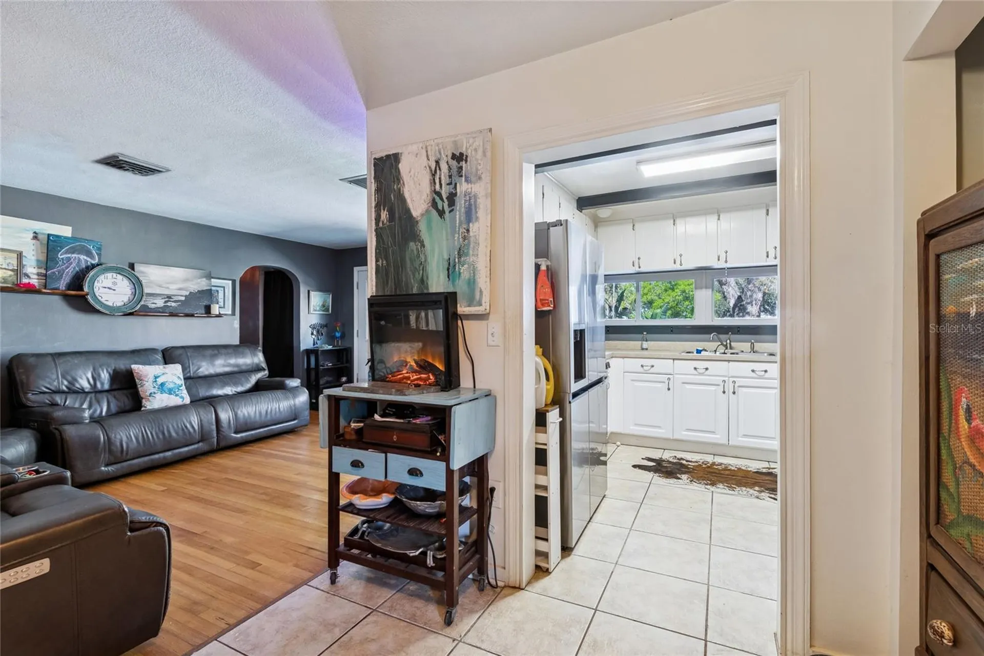2120 Coronada Way S St Petersburg FL 33712