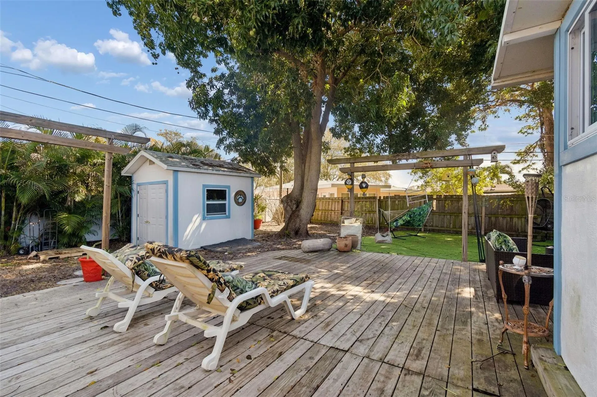 2120 Coronada Way S St Petersburg FL 33712