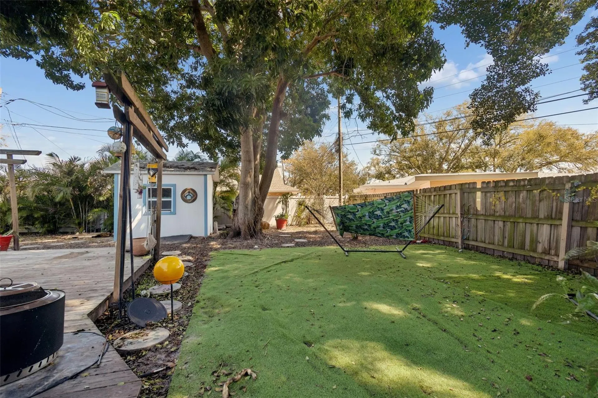 2120 Coronada Way S St Petersburg FL 33712