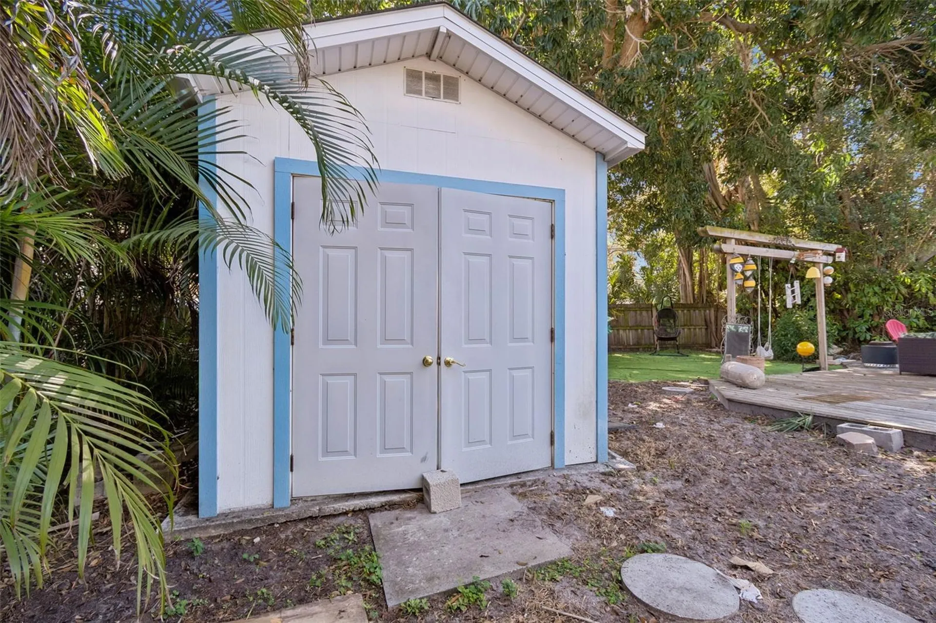 2120 Coronada Way S St Petersburg FL 33712