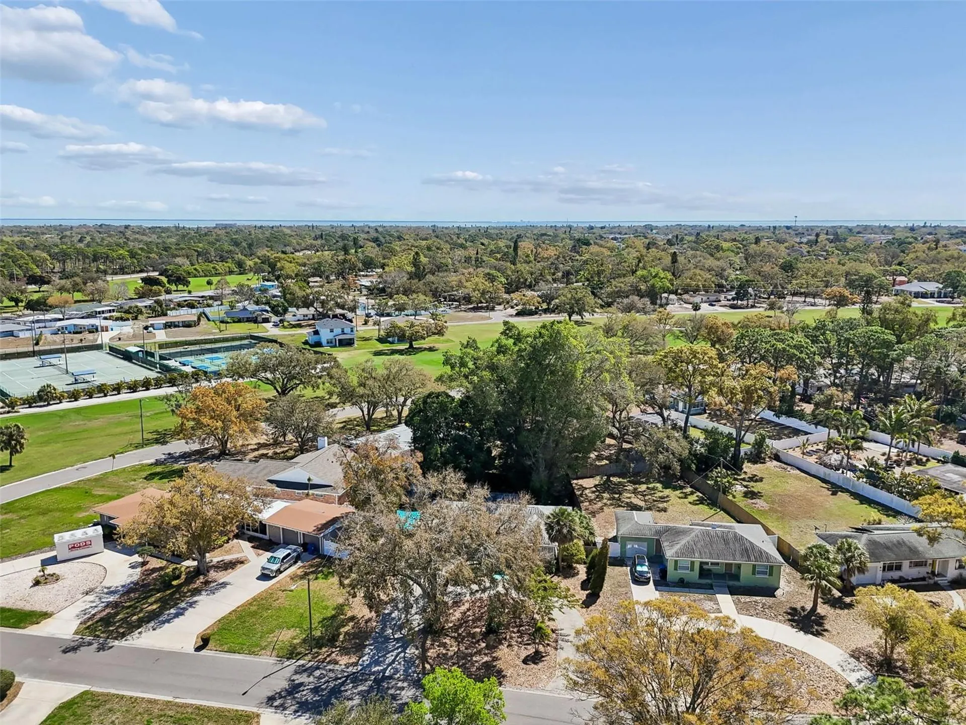 2120 Coronada Way S St Petersburg FL 33712