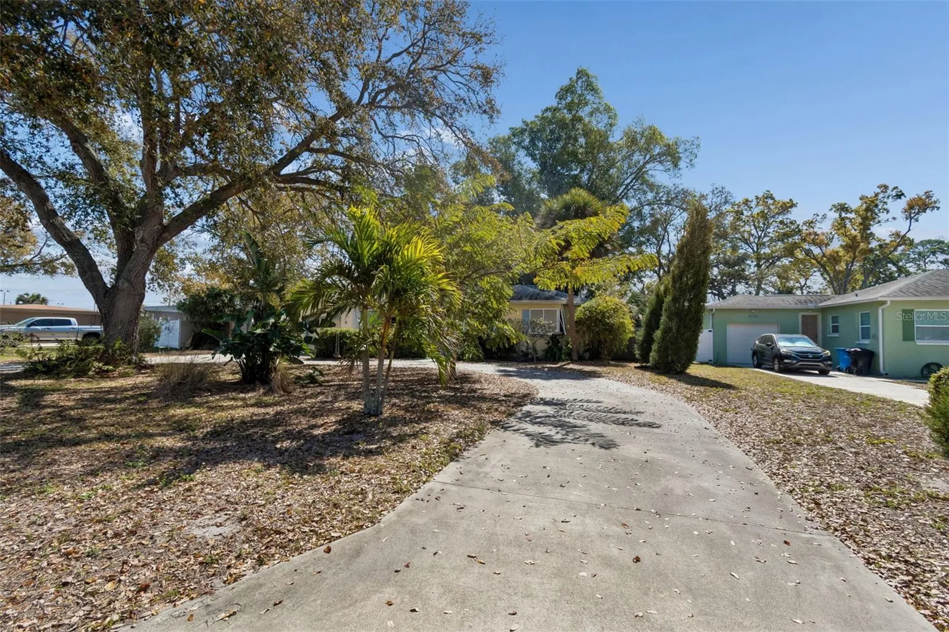 2120 Coronada Way S St Petersburg FL 33712