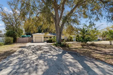 2120 Coronada Way S St Petersburg FL 33712