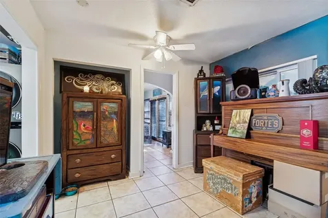 2120 Coronada Way S St Petersburg FL 33712
