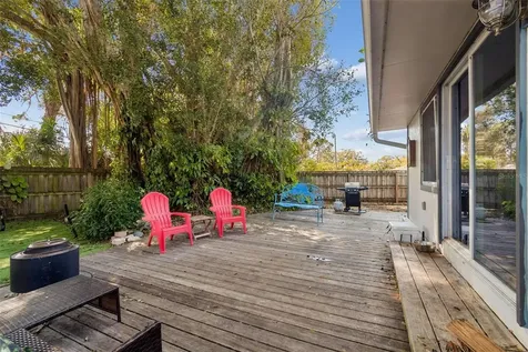 2120 Coronada Way S St Petersburg FL 33712