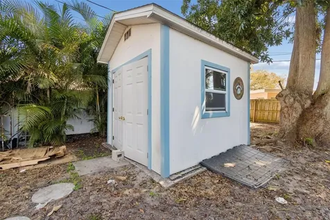 2120 Coronada Way S St Petersburg FL 33712