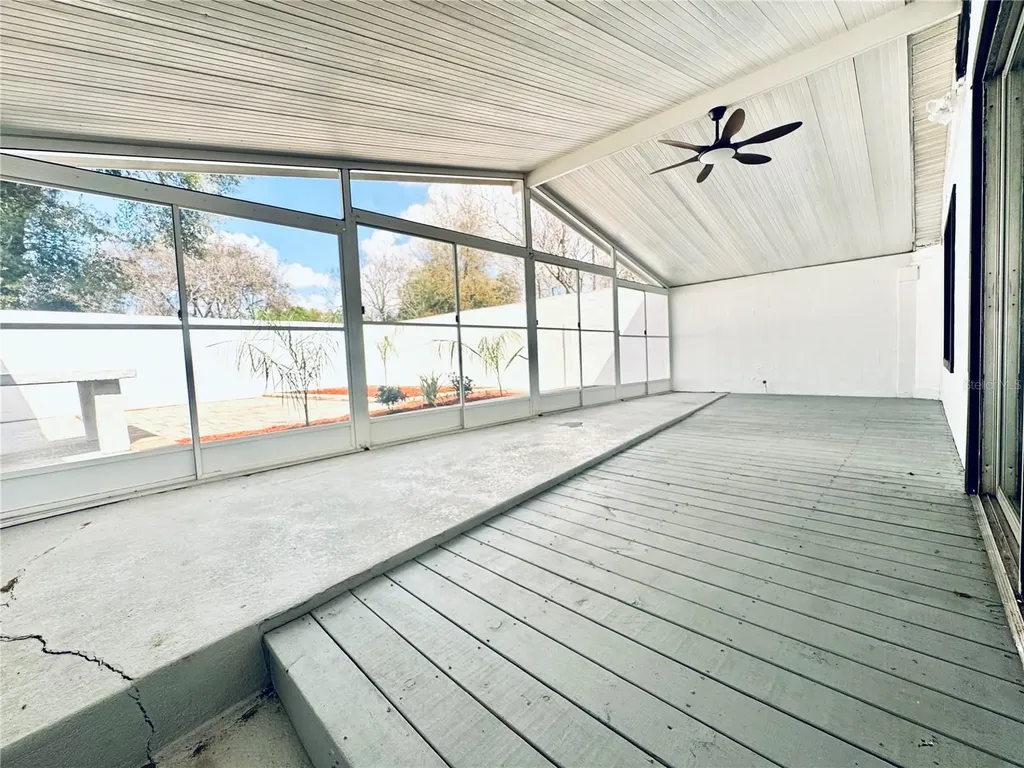 4822 Rolling Meadow Drive Lakeland FL 33810