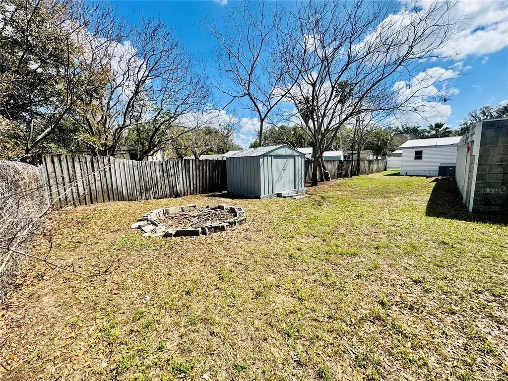 4822 Rolling Meadow Drive Lakeland FL 33810