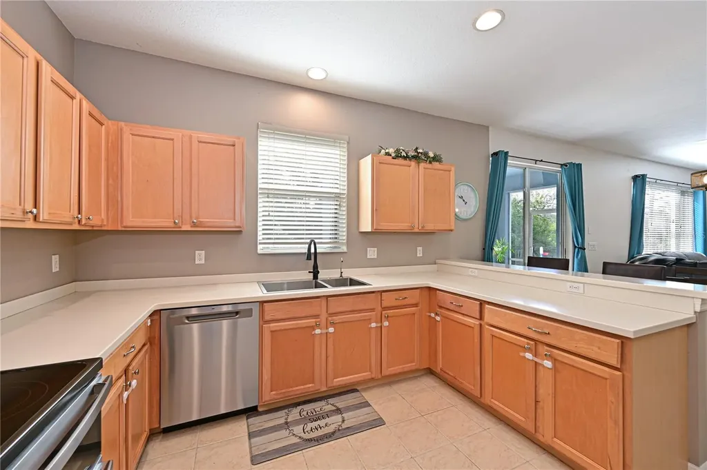 8852 Founders Circle Palmetto FL 34221