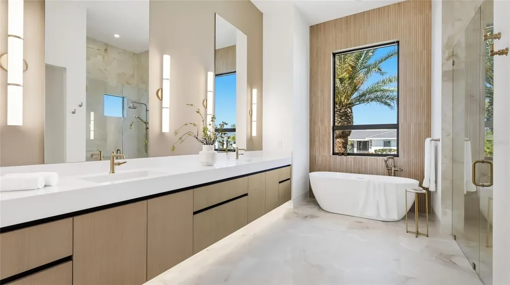 530 Chipping Lane Longboat Key FL 34228