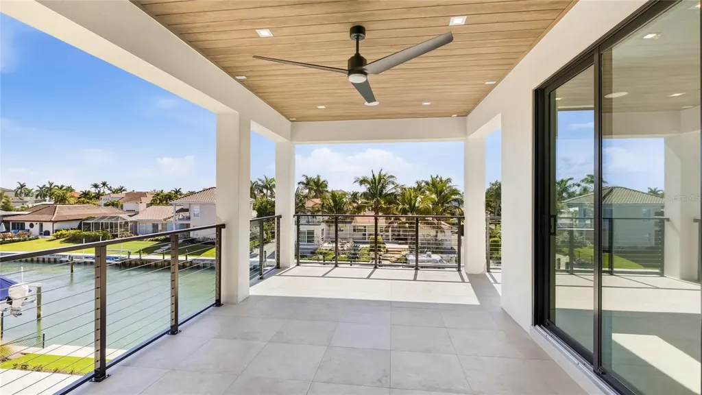 530 Chipping Lane Longboat Key FL 34228