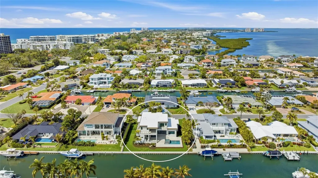 530 Chipping Lane Longboat Key FL 34228