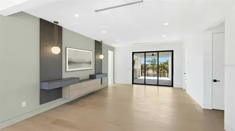 530 Chipping Lane Longboat Key FL 34228