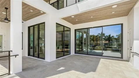 530 Chipping Lane Longboat Key FL 34228
