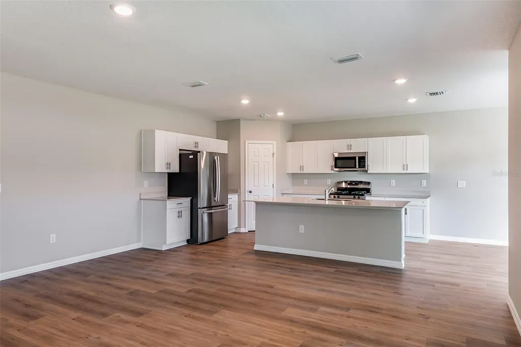 36659 Sagemoor Drive Zephyrhills FL 33541