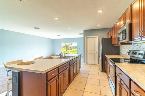 385 Quarry Rock Circle Kissimmee FL 34758