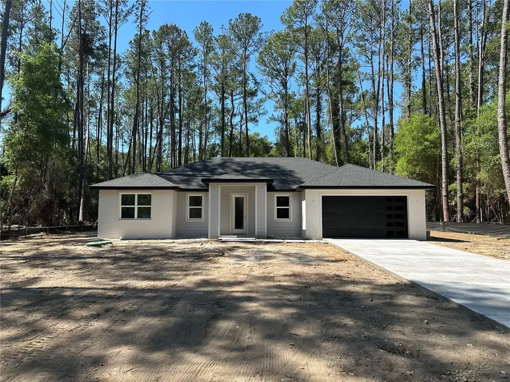 1323 E Derby Drive Dunnellon FL 34434