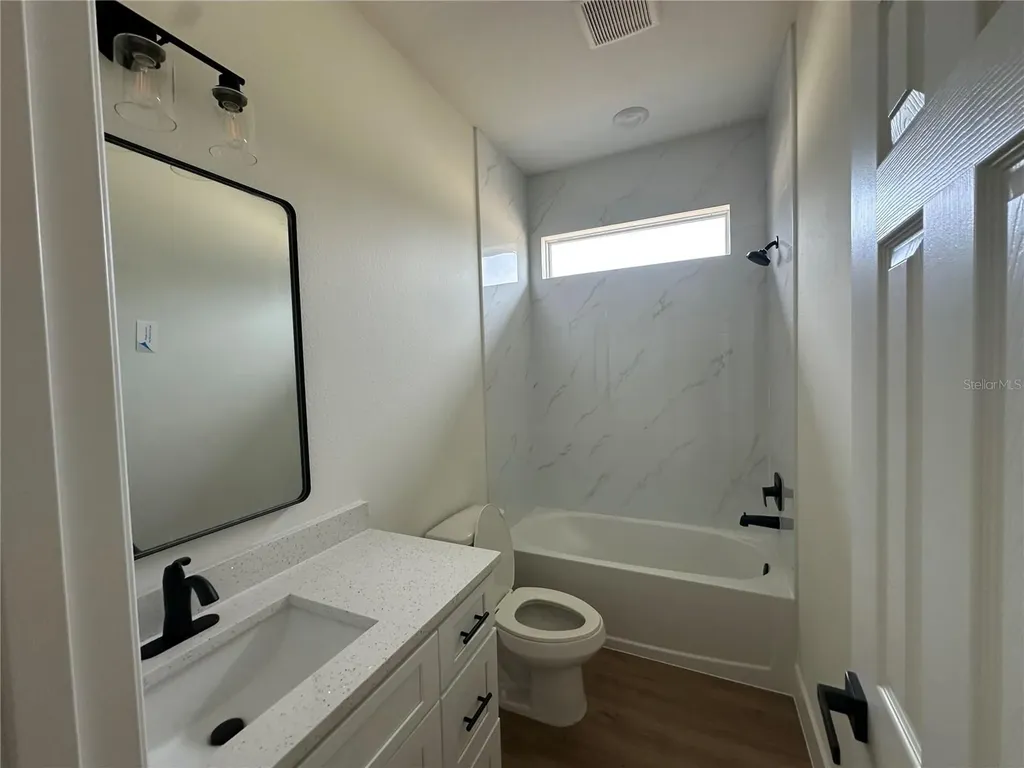 1323 E Derby Drive Dunnellon FL 34434