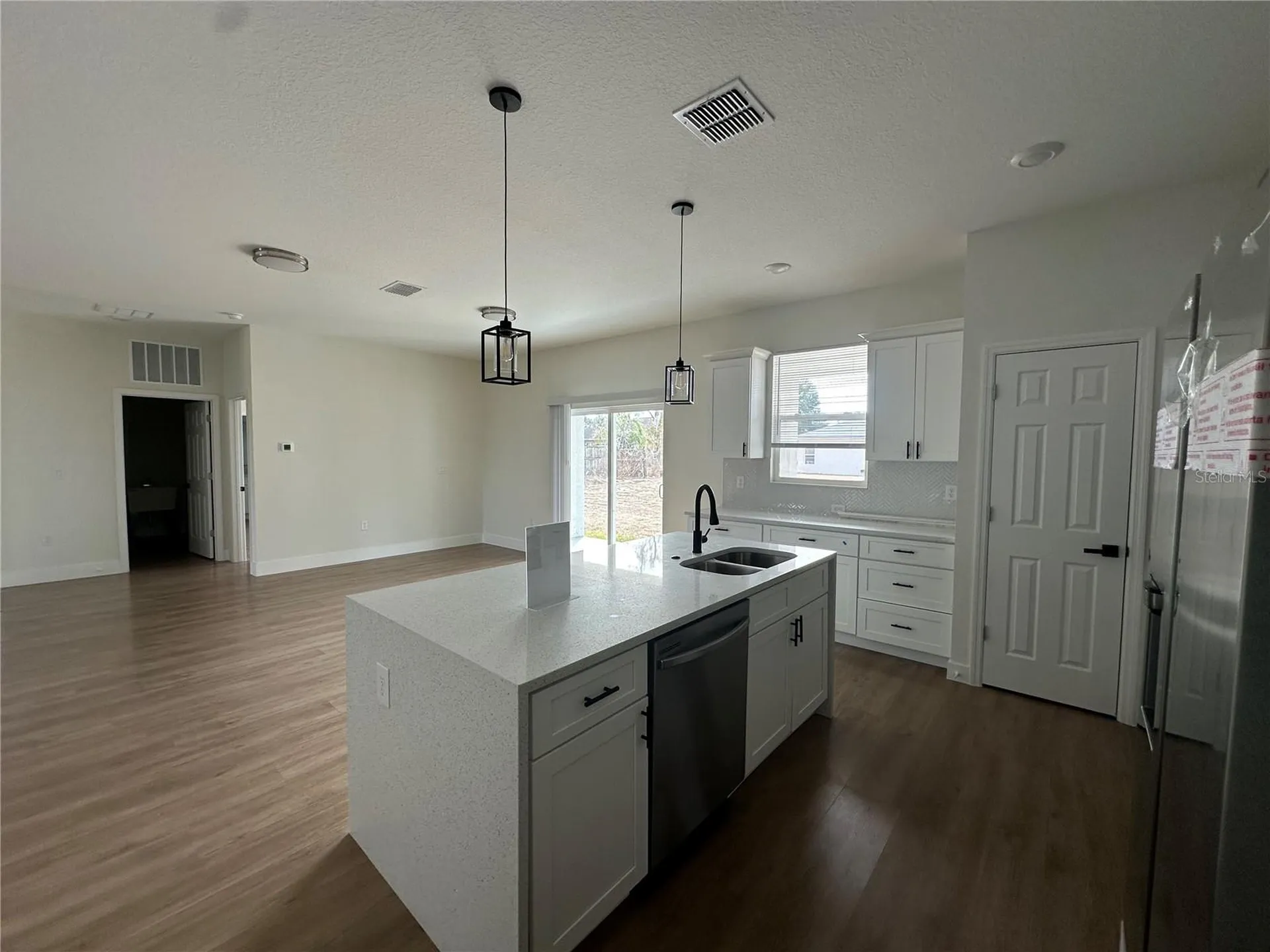 1323 E Derby Drive Dunnellon FL 34434