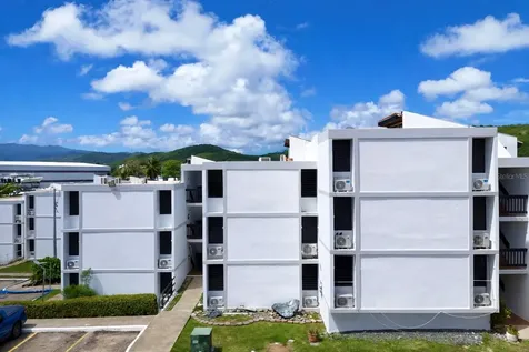E-302 Cond. Villa Marina Fajardo PR 00738