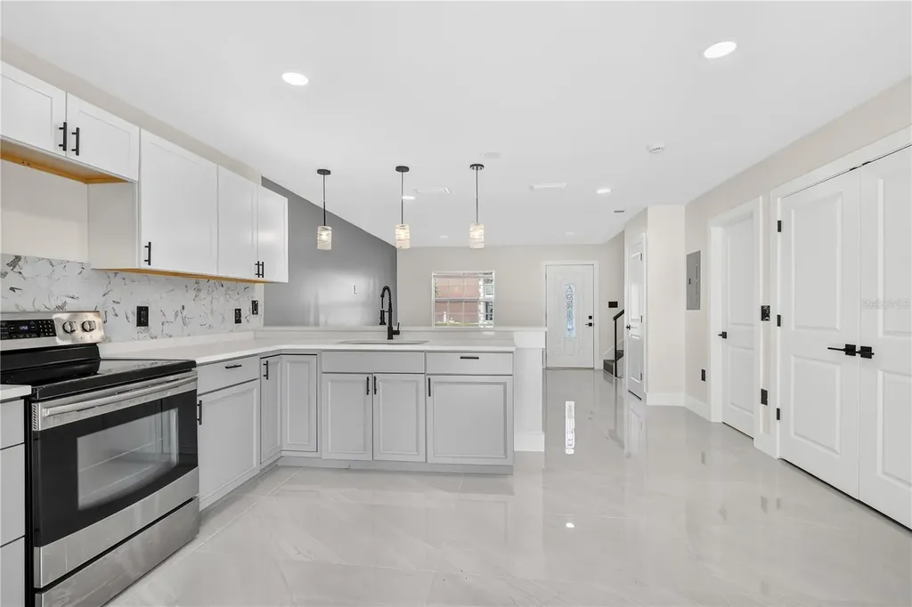 7300 Daniel Webster Drive Winter Park FL 32792