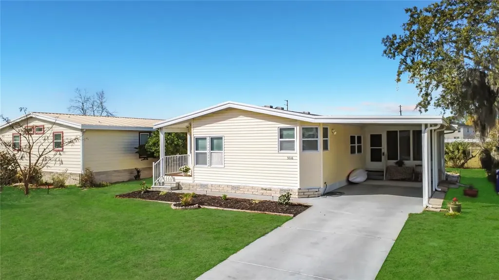 3016 Manatee Road Tavares FL 32778