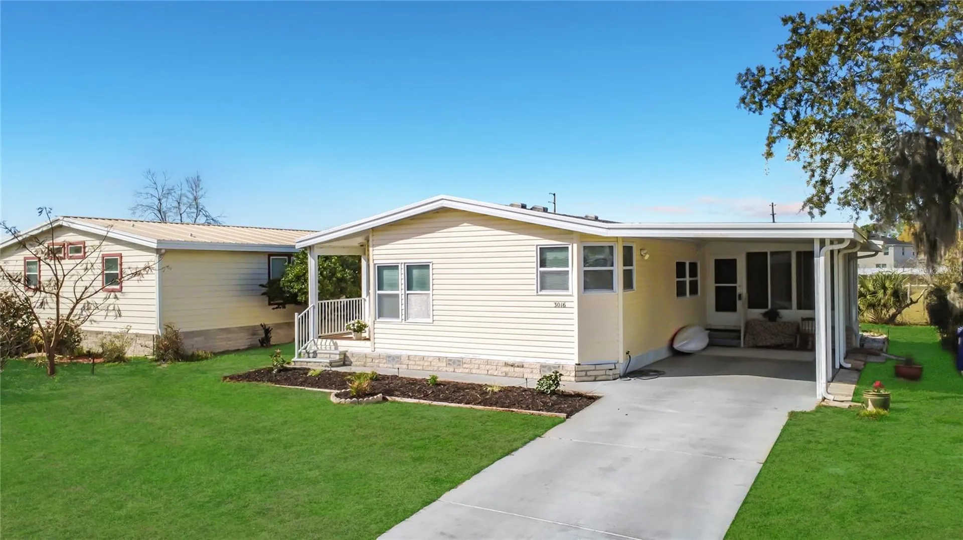 3016 Manatee Road Tavares FL 32778