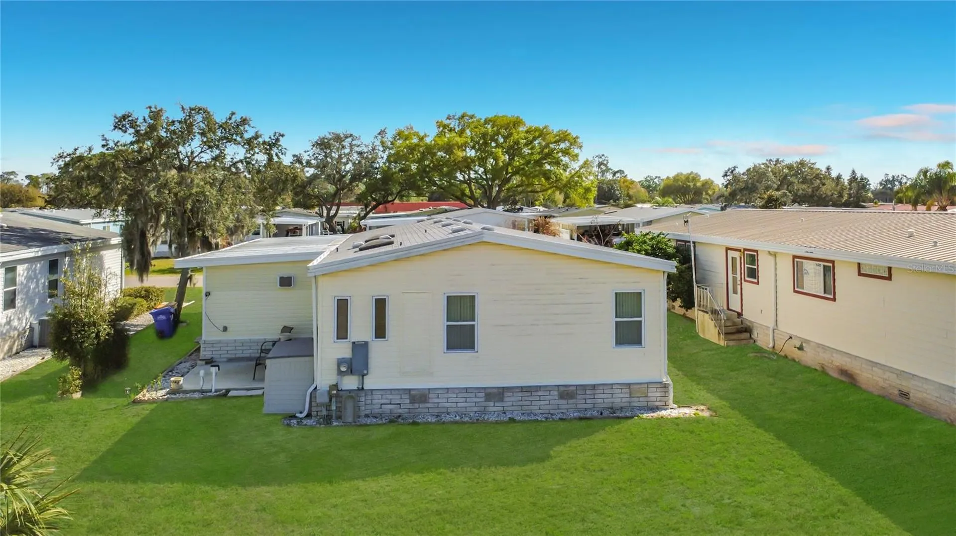 3016 Manatee Road Tavares FL 32778